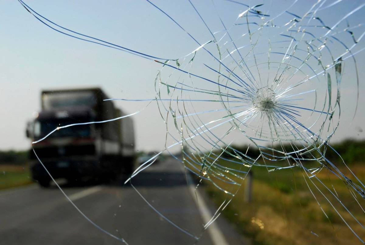 Windscreen Cracks